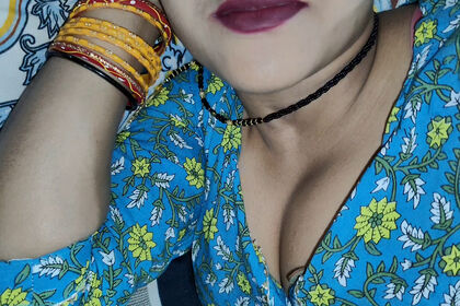 Indian Beautyful Shruti Bhabhi Suck Her Devar Big Dick till cum in mouth